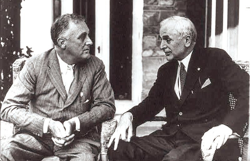 https://commons.wikimedia.org/wiki/File:President_Franklin_D._Roosevelt_(left)_confers_with_Secretary_of_State_Cordell_Hull,_who_served_as_Secretary_from_1933_to_1944._(30629079207).jpg